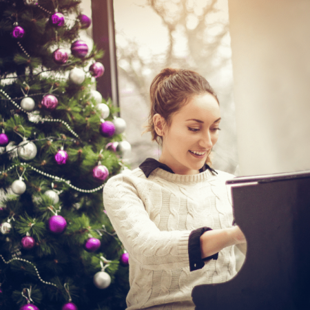 TALLER EN VIVO | Ponle música a tus fiestas: Aprende las más bellas canciones de Navidad en el piano